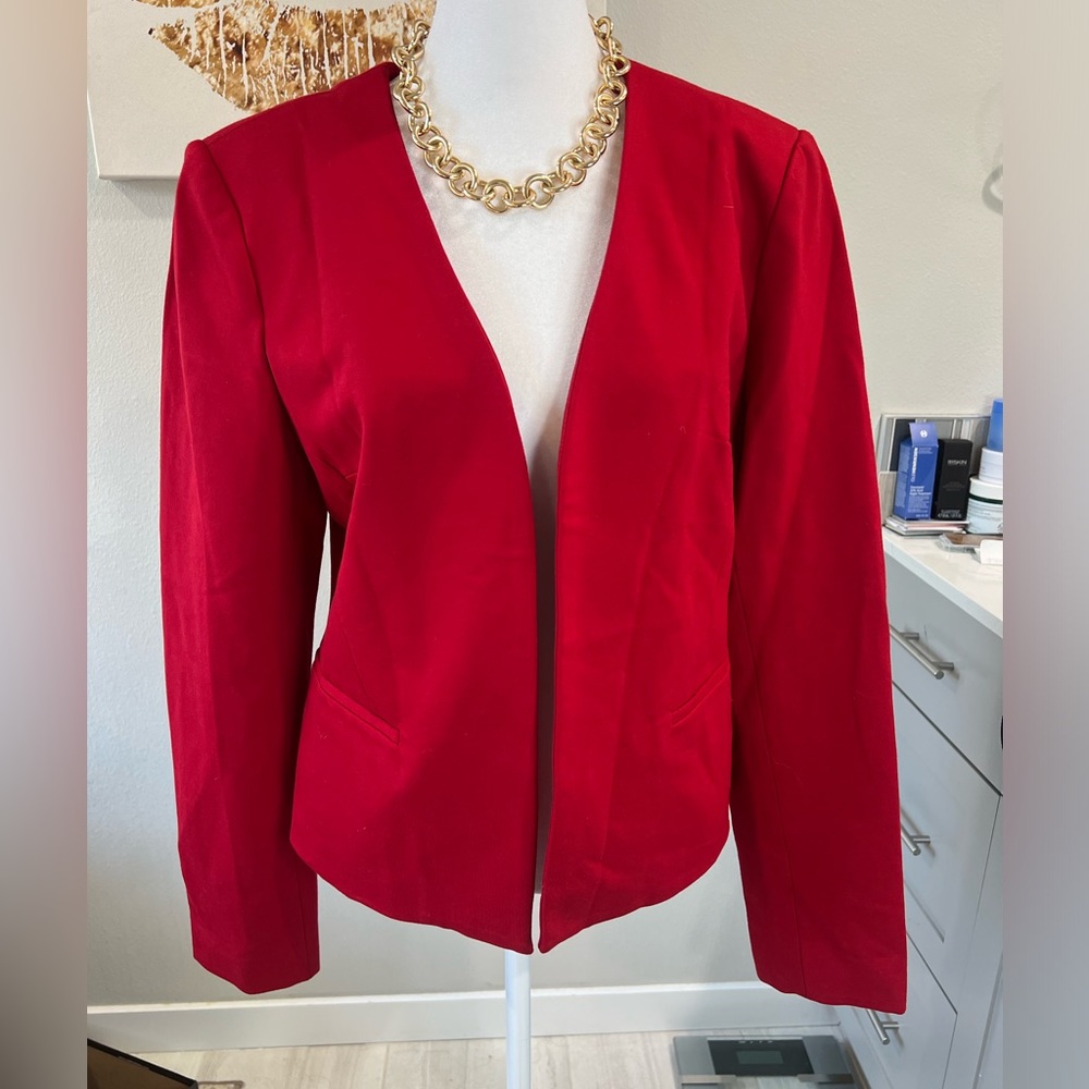 Beautiful Mario Serrani Italy Women’s Cherry Red Blazer, size 10